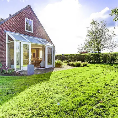 Vesting De Bronsbergen Holiday home Zutphen