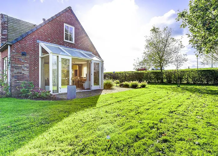 Vesting De Bronsbergen Holiday home Zutphen